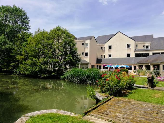 Logis Hotel Le Relais Du Moulin Valençay Dış mekan fotoğraf