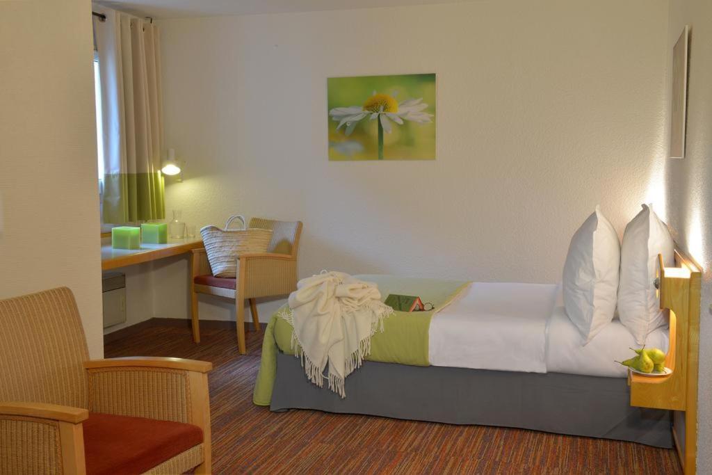 Logis Hotel Le Relais Du Moulin Valençay Dış mekan fotoğraf