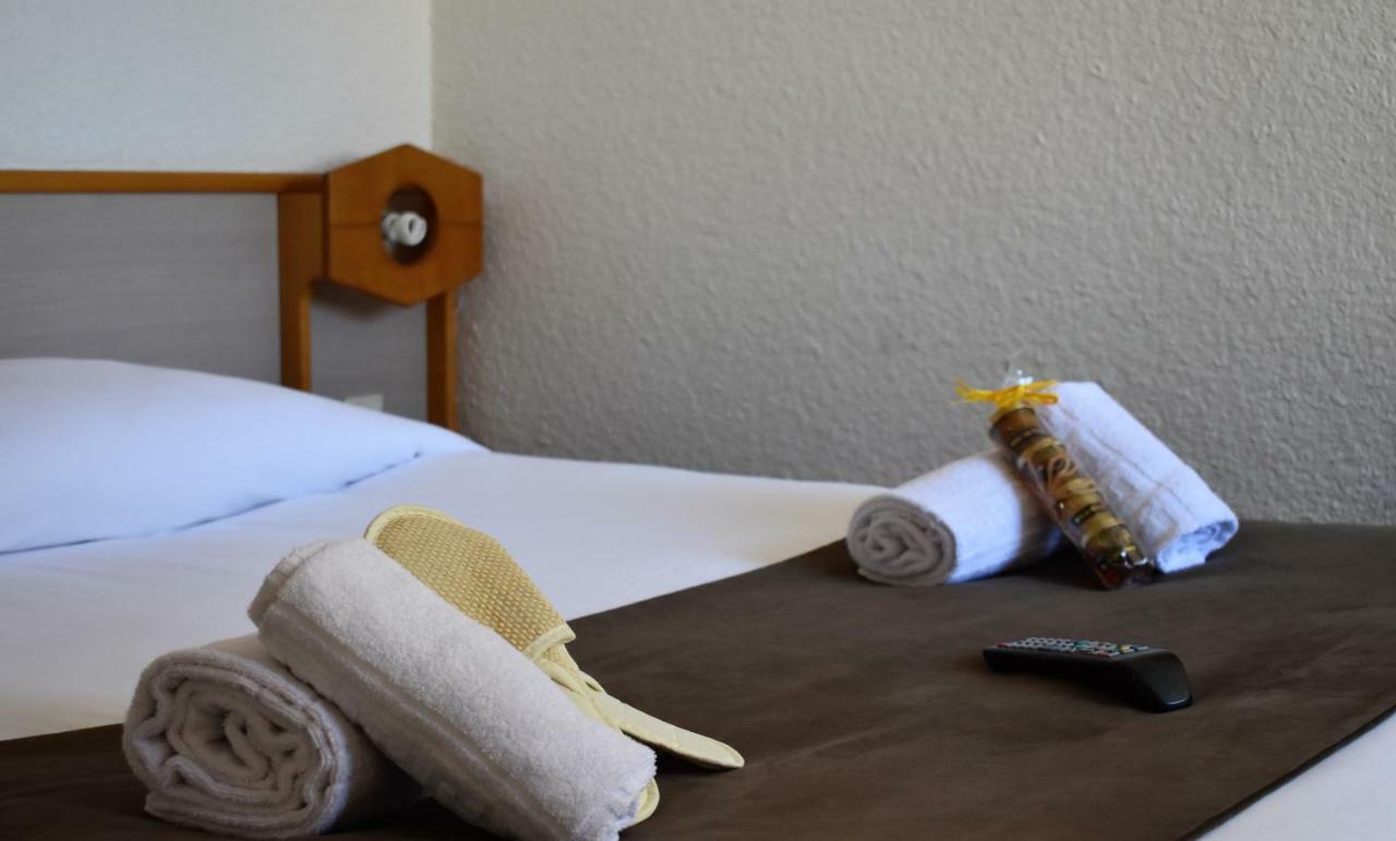 Logis Hotel Le Relais Du Moulin Valençay Dış mekan fotoğraf